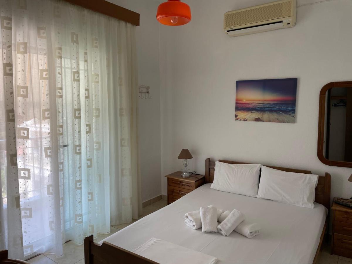 Nikos Rooms Неа-Перамос Экстерьер фото